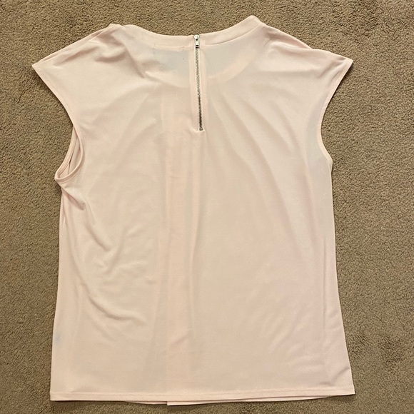 Liz Claiborne Career blouse light pink exposed back zipper gathered neckline - Picture 5 of 9
